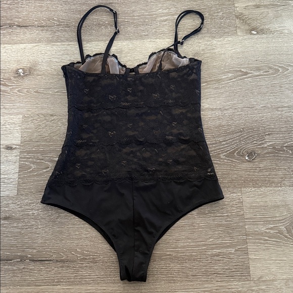Fleur du mal bodysuit, size small - Picture 6 of 7